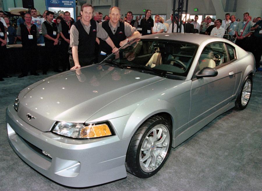  Ford Mustang FR500 1999 года  (фото 3 из 12)